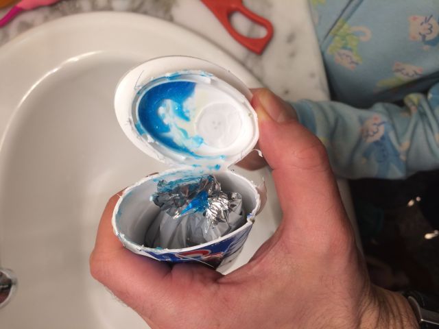 There is an inner bag that holds the toothpaste, surrounded by a big pocket of air.